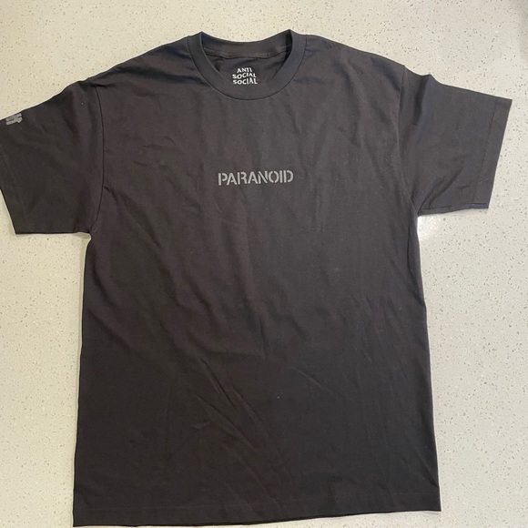 NWOT Anti Social Social Club x Undefeated Paranoid T-shirt - Picture 3 of 6